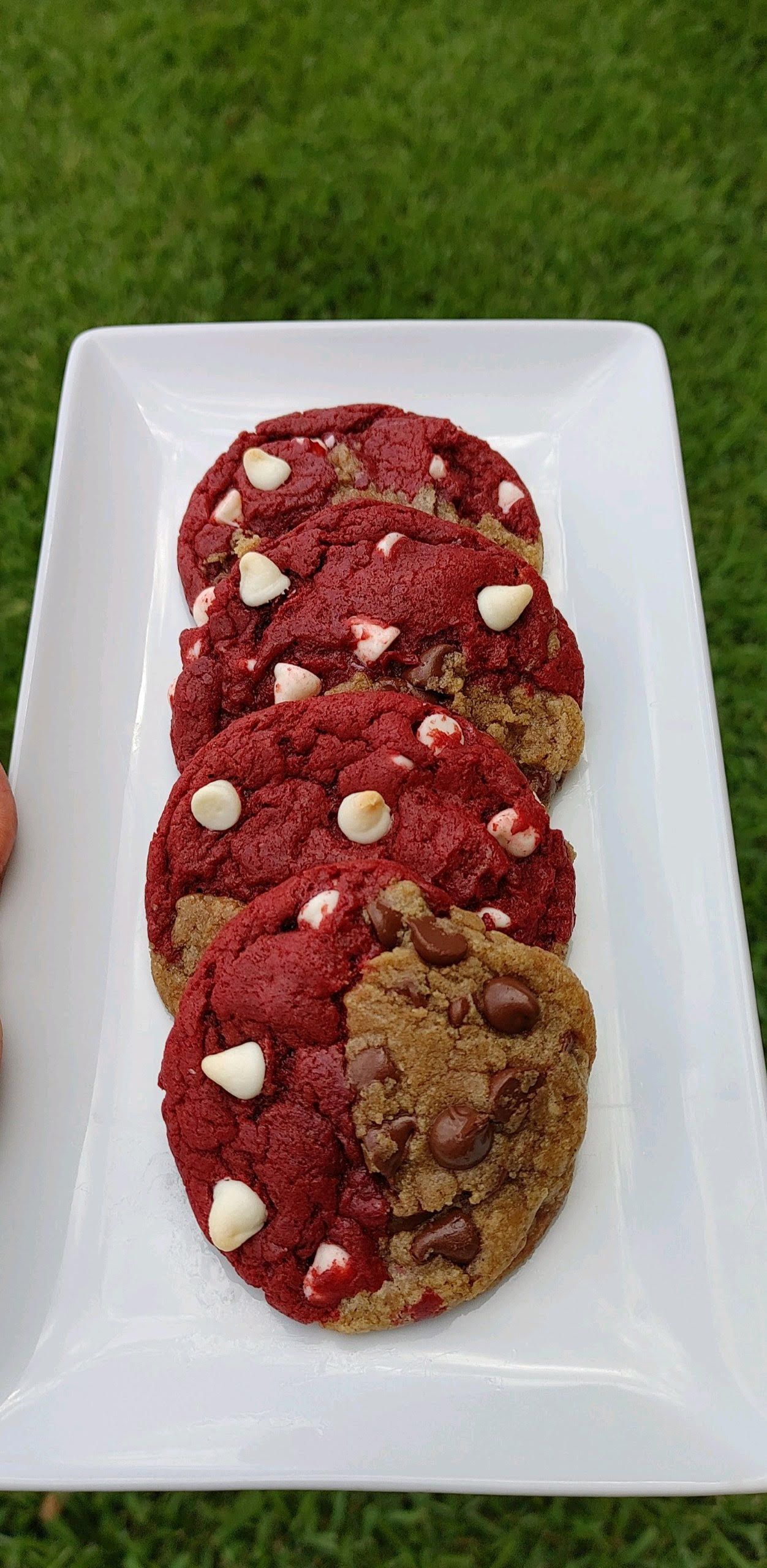 Red Velvet Chocolate Chip Cookies